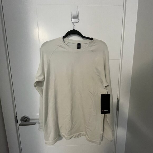 Lululemon Seamless Base Layer Long-Sleeve Shirt - Picture 4 of 5